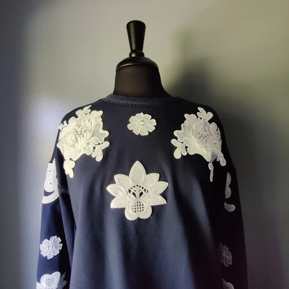 Victoria Beckham for Target Embroidered Floral Top - Picture 3 of 5